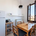 Porcellana Apartment
