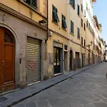 Porcellana Apartment